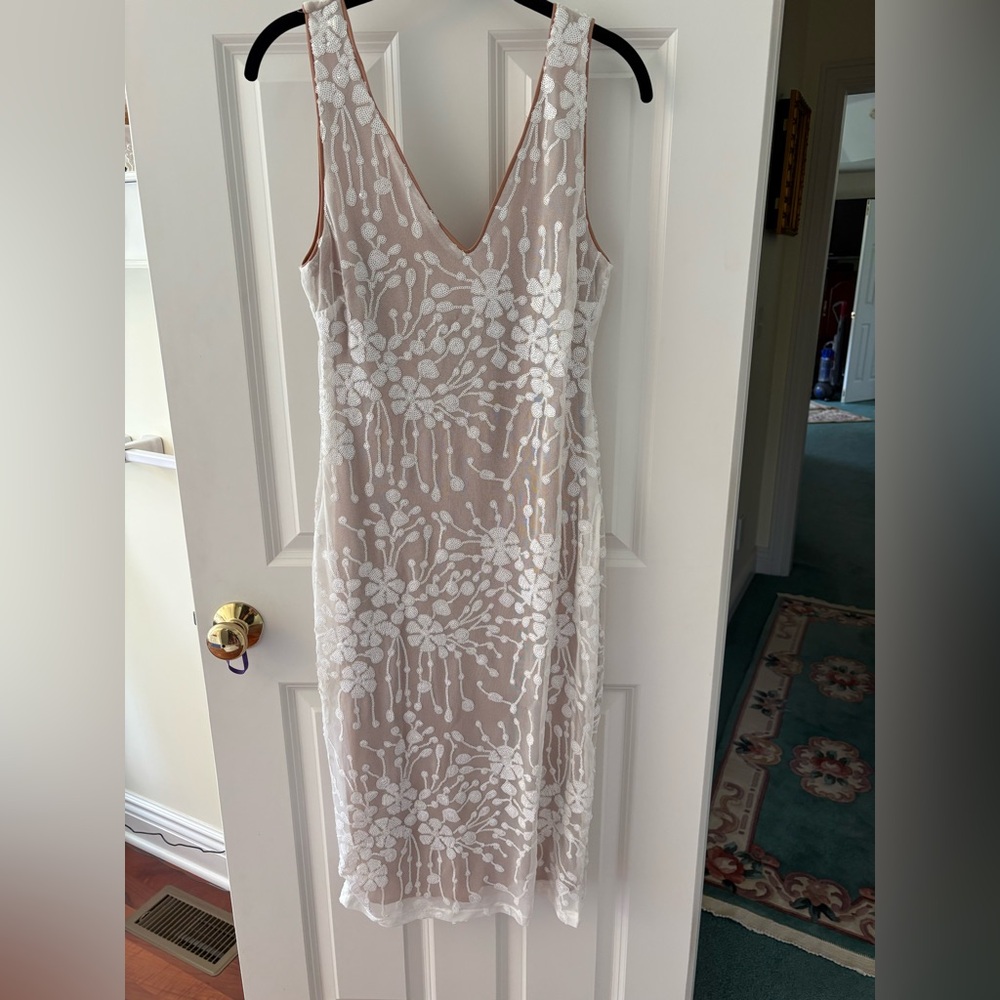 Elegant Embroidered Floral Sequin White Midi Dress NWT